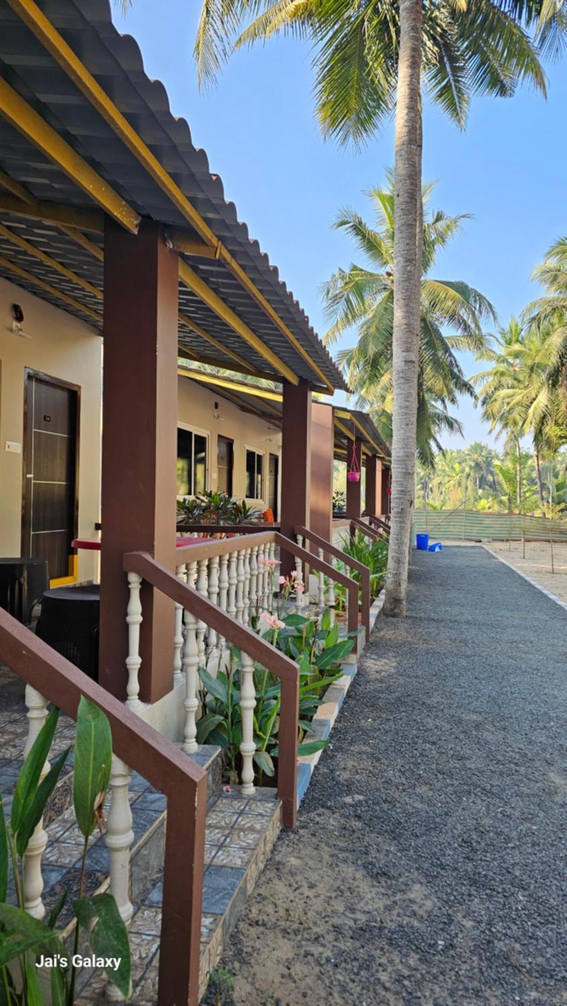 Coastline Beach Resort Perupalem Eksteriør bilde